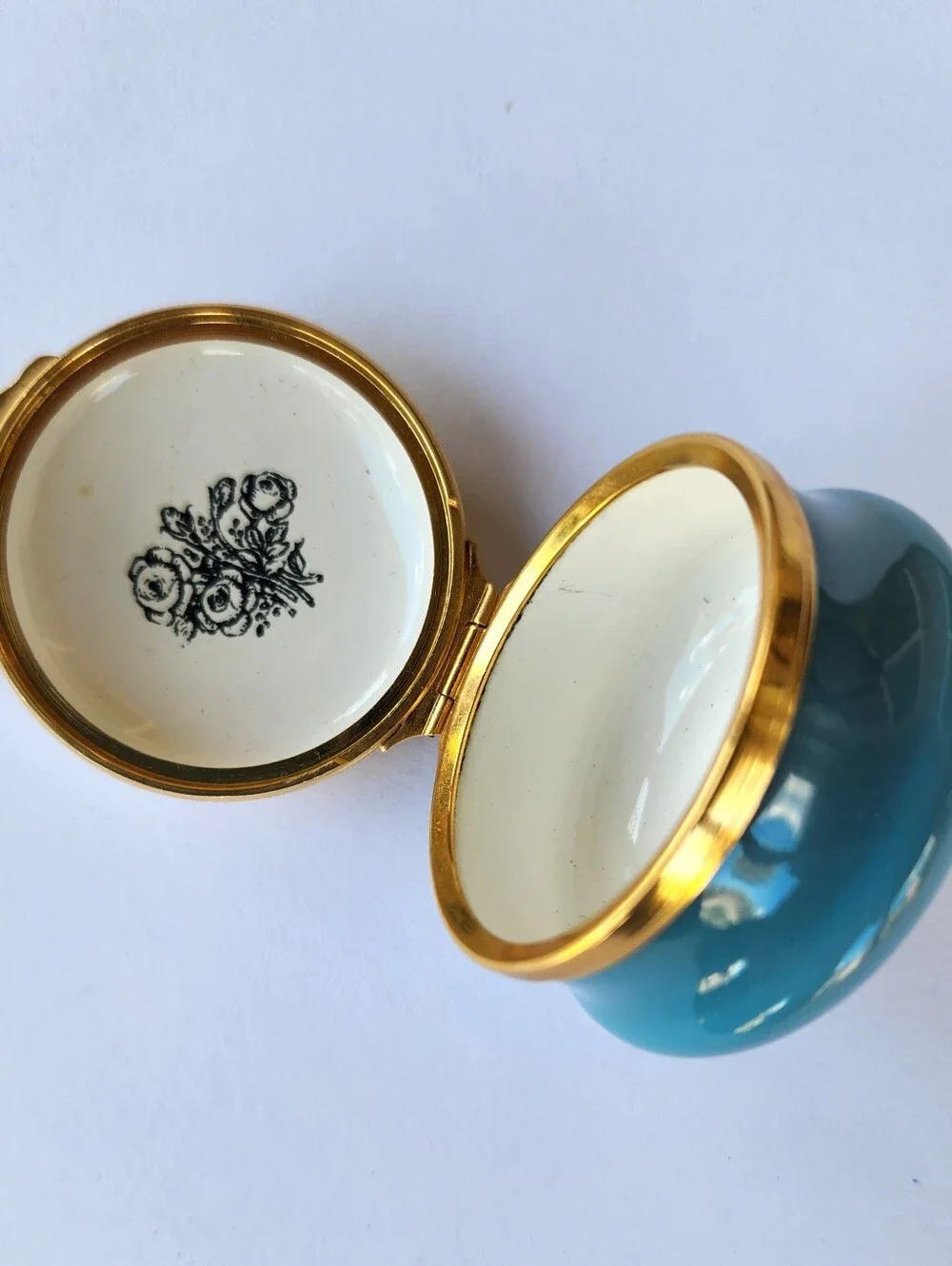 Vintage Halcyon Days Enamel Floral Tiny Round Trinket Pill Box To a Dear Friend